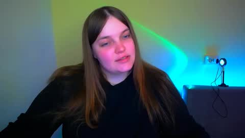 Snapshot of emma_dorn chatting on September 28, 6:30 am Eva online show from September 28, 6:30 am