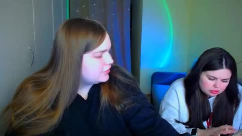 Snapshot of emma_dorn chatting on November 30, 7:23 am Eva online show from November 30, 7:23 am