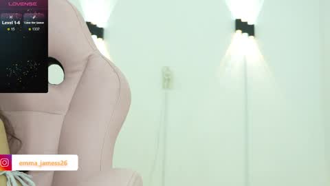 emma_jamess online show from March 30, 4:24 am