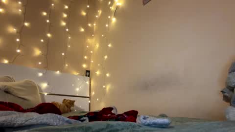 emma_just online show from March 7, 6:00 pm