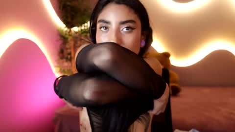 Emma online show from April 10, 10:36 pm