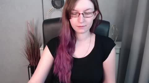 emma online show from January 22, 1:11 pm