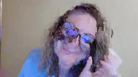 emma_misty_ online show from October 10, 3:55 pm