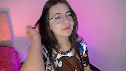 Emma online show from September 17, 11:39 pm