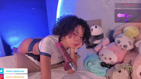 Snapshot of emma_nakamura chatting on January 17, 1:13 pm online show from January 17, 1:13 pm