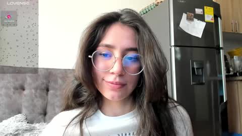 Emma online show from December 12, 6:21 pm