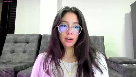 Emma online show from October 6, 6:11 am