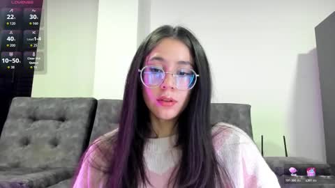 Emma online show from November 6, 3:40 am