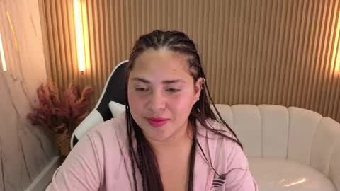 Emma online show from September 13, 2:28 pm