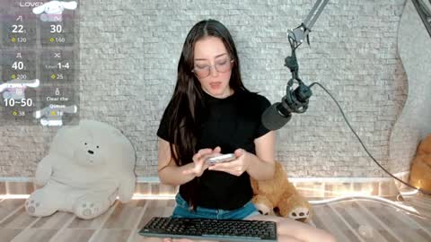 Emma  online show from April 8, 3:06 am