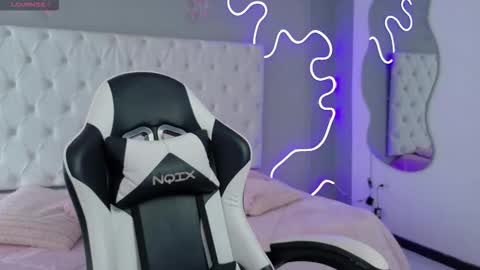 Snapshot of emma_visconti chatting on September 24, 12:41 pm emma_visconti online show from September 24, 12:41 pm