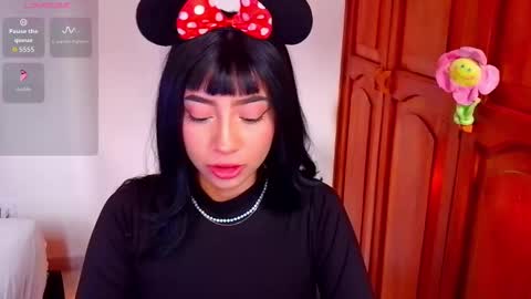 Emma web online show from November 11, 3:23 pm