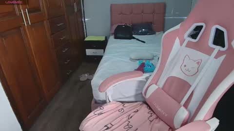 emma online show from October 30, 7:14 pm