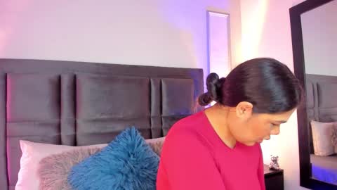 Snapshot of emmabecket2 chatting on October 1, 1:28 pm emma becket online show from October 1, 1:28 pm