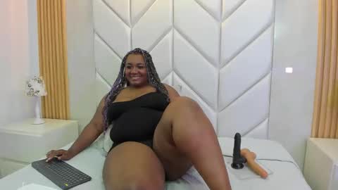 Snapshot of emmabrantt_ chatting on November 15, 6:55 am EmmaBrantt online show from November 15, 6:55 am