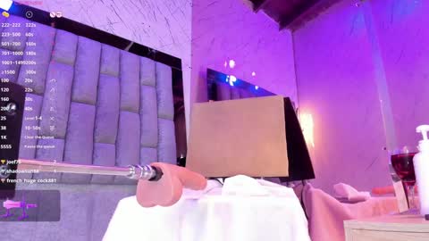 Emma Duque online show from December 15, 11:20 pm