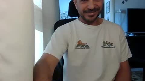 Ariel online show from January 9, 8:45 am