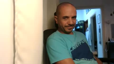 Ariel online show from November 15, 8:16 pm