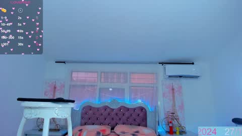 Emma online show from December 27, 2:12 pm