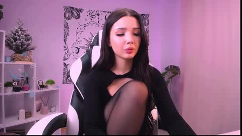 Emma online show from December 29, 6:35 am