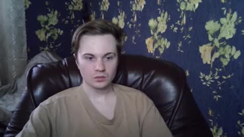 Snapshot of emmanuel_manny chatting on November 12, 10:37 am emmanuel_manny online show from November 12, 10:37 am