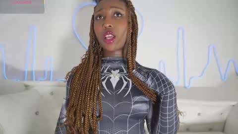 Sara online show from November 30, 11:47 am