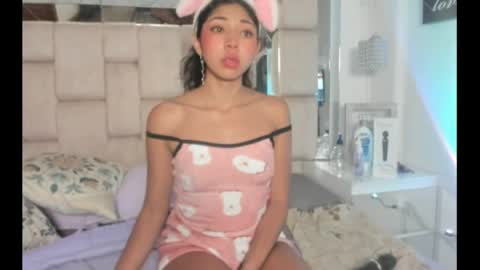 Emma online show from March 31, 7:03 pm