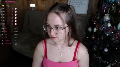 Mia online show from December 30, 3:02 pm