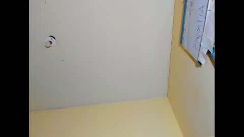 hi im emmalina welcome to your happy place online show from December 6, 12:16 pm