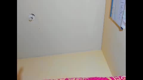 hi im emmalina welcome to your happy place online show from December 21, 7:49 pm