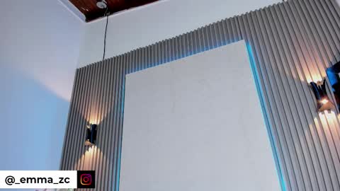 emmazc_ online show from March 28, 7:57 pm