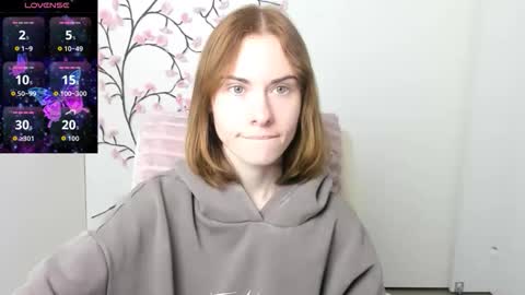 Emmi online show from March 22, 6:06 am