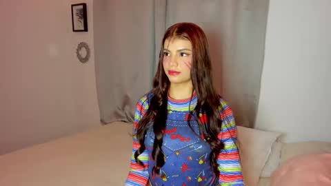 Emmie online show from October 31, 9:38 pm