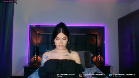 Emmily Santibaez online show from February 16, 3:59 pm