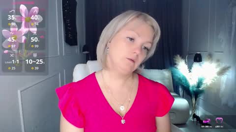 Snapshot of emmmam chatting on September 16, 3:57 pm emmmam online show from September 16, 3:57 pm