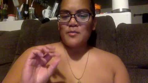 Snapshot of emmmers48 chatting on January 31, 2:26 am Emms online show from January 31, 2:26 am