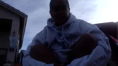 Snapshot of emmmers48 chatting on February 16, 3:38 pm Emms online show from February 16, 3:38 pm