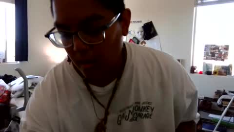 Snapshot of emmmers48 chatting on February 18, 5:10 pm Emms online show from February 18, 5:10 pm