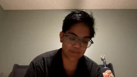 Snapshot of emmmers48 chatting on November 27, 3:08 am Emms online show from November 27, 3:08 am