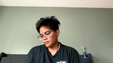 Snapshot of emmmers48 chatting on November 27, 4:31 pm Emms online show from November 27, 4:31 pm