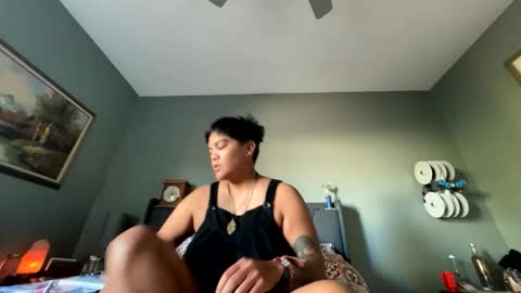 Snapshot of emmmers48 chatting on December 1, 9:31 pm Emms online show from December 1, 9:31 pm