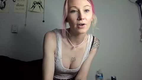 emmwarr1514 online show from March 3, 12:44 pm