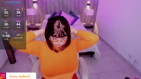 Emmy Walker online show from October 10, 11:09 am