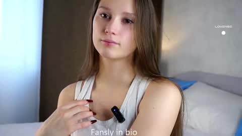 Snapshot of emmyleri chatting on October 21, 1:17 am Emmy online show from October 21, 1:17 am