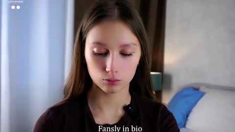 Snapshot of emmyleri chatting on October 23, 1:16 am Emmy online show from October 23, 1:16 am