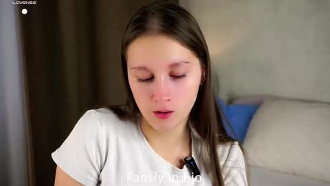 Snapshot of emmyleri chatting on October 24, 1:13 am Emmy online show from October 24, 1:13 am