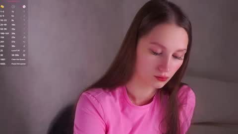 Snapshot of emmyleri chatting on February 12, 1:11 am Emmy online show from February 12, 1:11 am