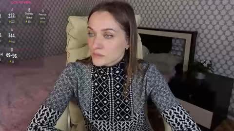 Emma online show from October 12, 3:11 pm