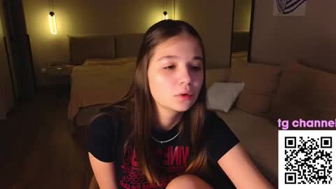 Snapshot of emory_john chatting on November 29, 7:55 am Emory John online show from November 29, 7:55 am