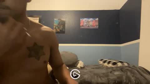 Snapshot of empereurcxliv chatting on February 9, 11:47 am empereurcxliv online show from February 9, 11:47 am